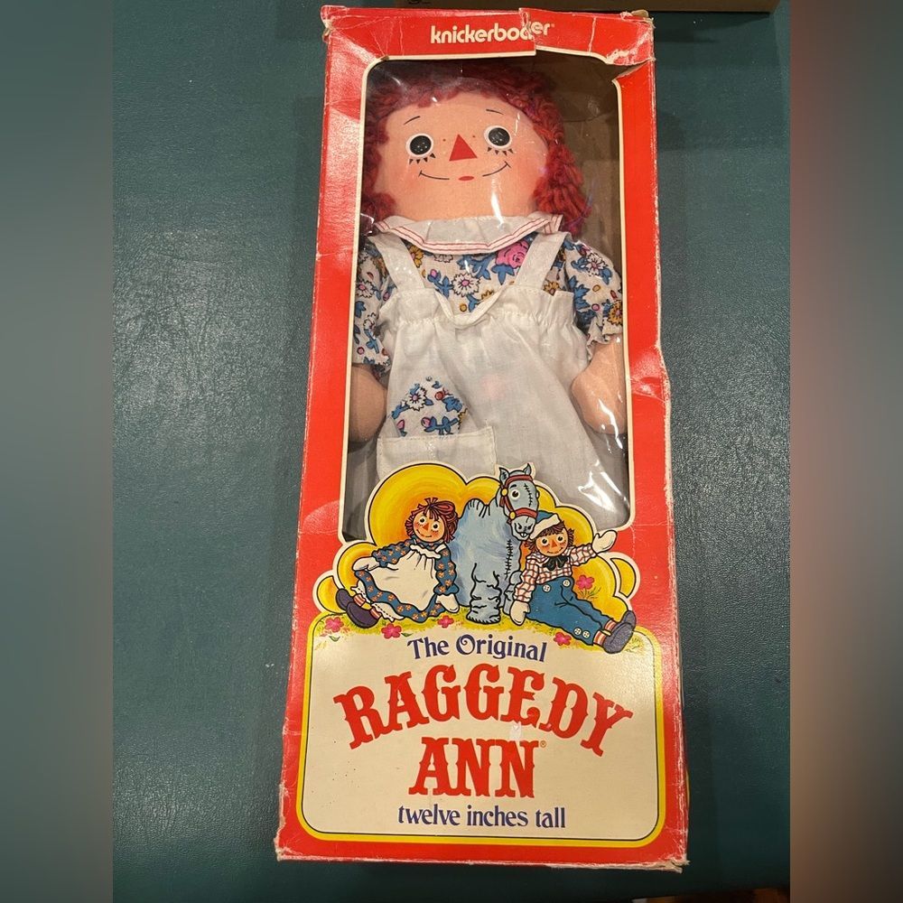 Vintage 1960's Knickerbocker Raggedy Ann Doll with box